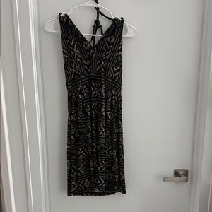 Chic Backless Black and Tan Dress